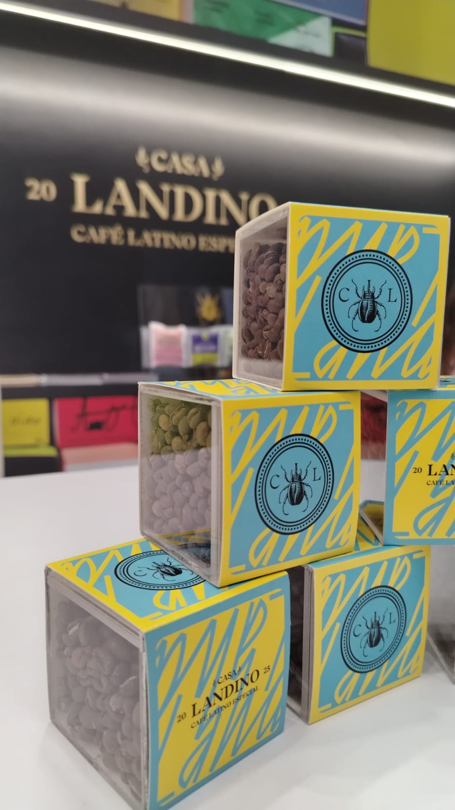 Café Peaberry Casa Landino — Cubo acrílico de 60 g
